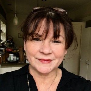 Meet your Posher, Linda